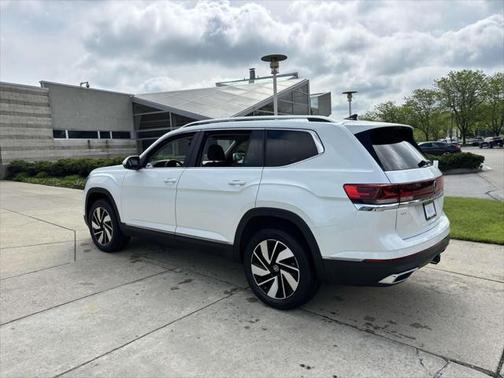 2025 Volkswagen Atlas 2.0T SEL