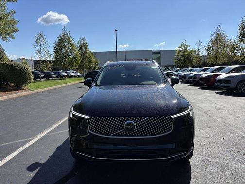 2026 Volvo XC90 B5 Core