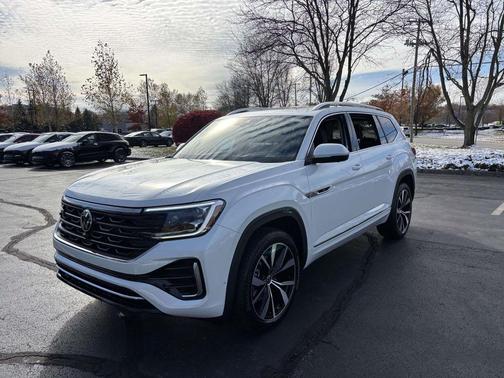 2026 Volkswagen Atlas 2.0T SEL Premium R-Line 4MOTION