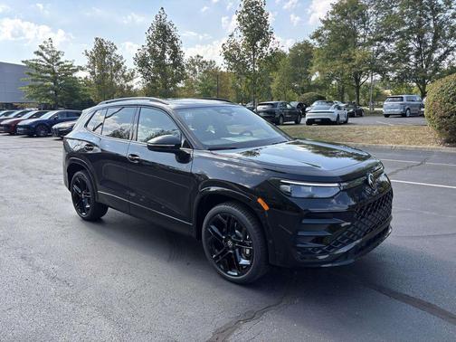 2025 Volkswagen Tiguan 2.0T SE R-Line Black 4MOTION