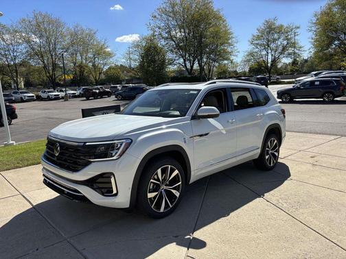 2026 Volkswagen Atlas 2.0T SEL Premium R-Line 4MOTION