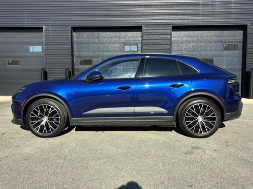 2024 Porsche Macan 4