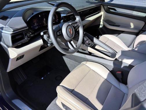2024 Porsche Macan 4