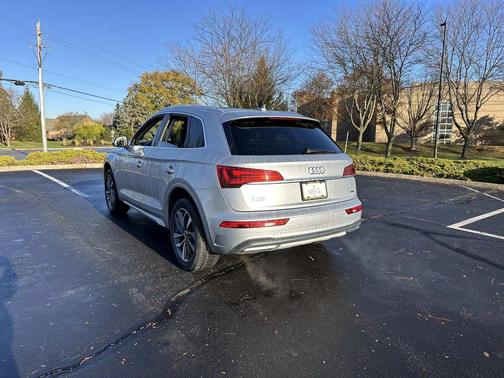 2021 Audi Q5 45 Premium Plus