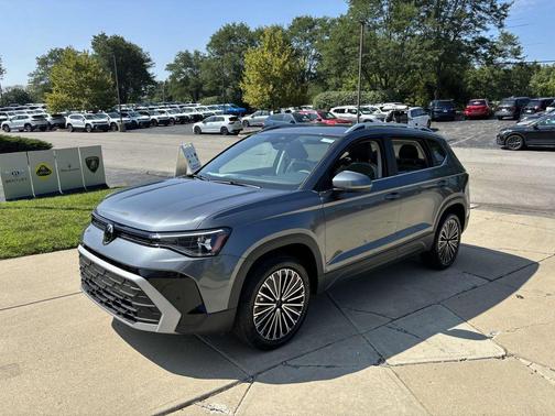 2025 Volkswagen Taos 1.5T SE