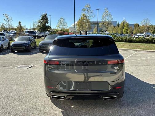 2023 Land Rover Range Rover Sport SE