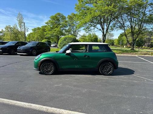 2025 MINI Hardtop Cooper