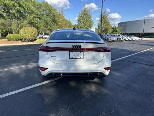 2025 Audi S6 e-tron Prestige