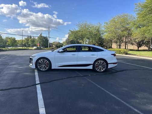 2025 Audi S6 e-tron Prestige