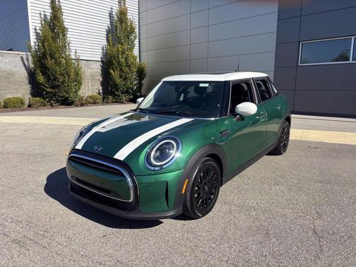 2023 MINI Hardtop Cooper