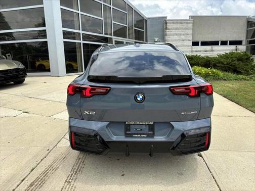 2025 BMW X2 xDrive28i
