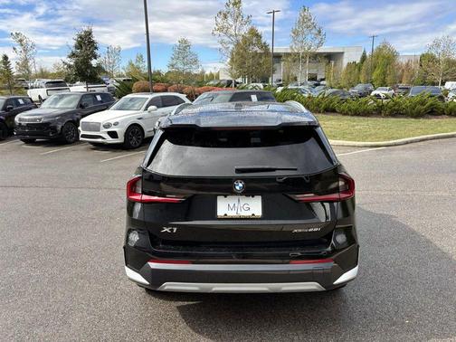 2025 BMW X1 xDrive28i