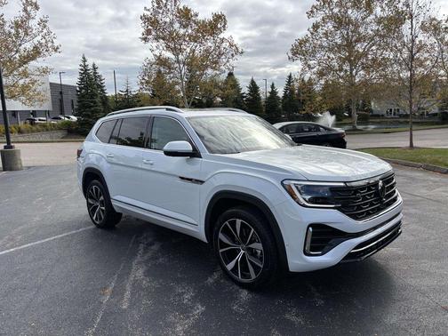 2026 Volkswagen Atlas 2.0T SEL Premium R-Line 4MOTION