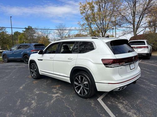 2026 Volkswagen Atlas 2.0T SEL Premium R-Line 4MOTION