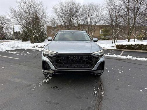 2025 Audi Q8 55 Premium Plus