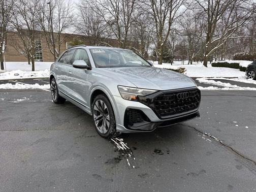 2025 Audi Q8 55 Premium Plus