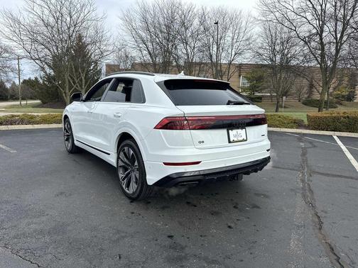 2026 Audi Q8 55 Premium Plus