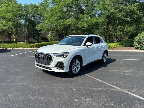 2025 Audi Q3 45 S line Premium Plus
