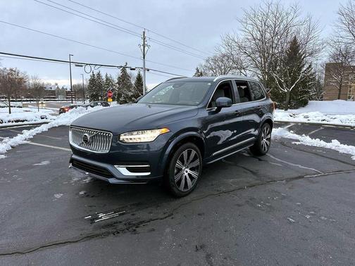 2025 Volvo XC90 Plug-In Hybrid T8 Ultra 7-Seater