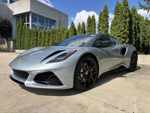 2025 Lotus Emira V6