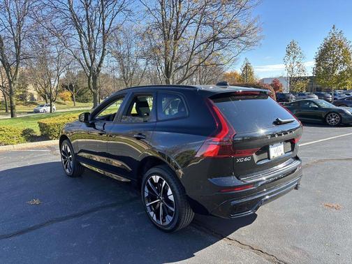 2026 Volvo XC60 B5 Plus