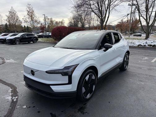 2026 Volvo EX30 Plus