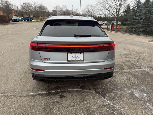 2025 Audi Q8 55 Premium Plus