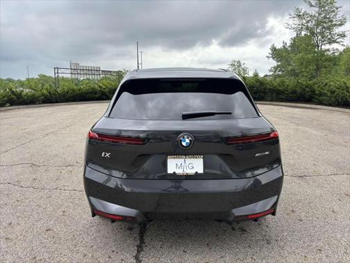 2026 BMW iX xDrive45