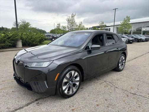 2026 BMW iX xDrive45