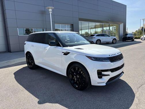 2025 Land Rover Range Rover Sport SE