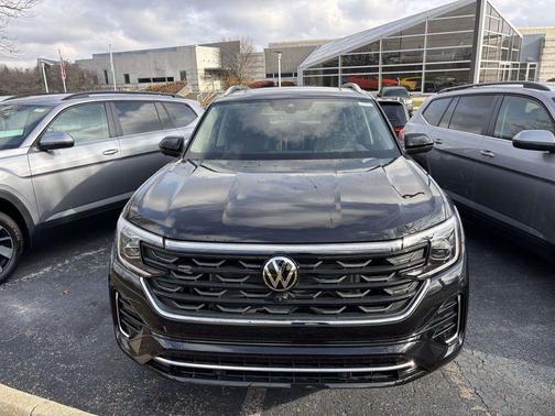 2026 Volkswagen Atlas 2.0T SEL Premium R-Line 4MOTION