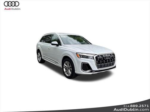 2025 Audi Q7 55 Premium Plus