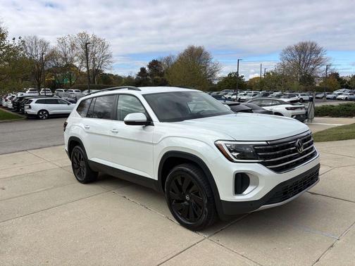 2026 Volkswagen Atlas 2.0T SE w/Technology 4MOTION