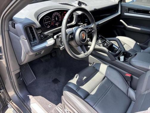 2024 Porsche Cayenne