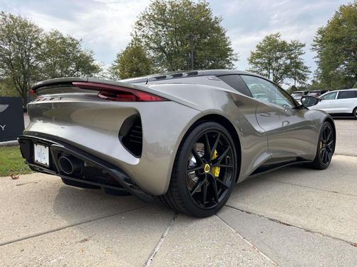 2025 Lotus Emira V6