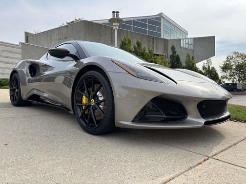 2025 Lotus Emira V6