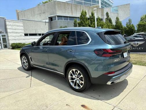 2025 BMW X5 xDrive40i