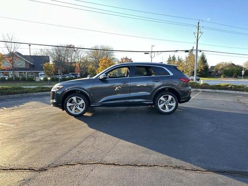 2025 Audi Q5 Premium Plus TFSI quattro S tronic