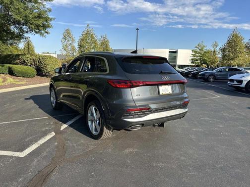 2025 Audi Q5 Premium Plus