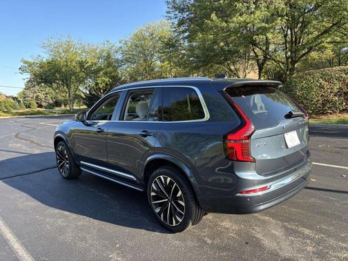 2026 Volvo XC90 B6 Ultra 7-Seater