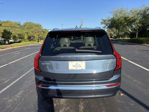 2026 Volvo XC90 B6 Ultra 7-Seater