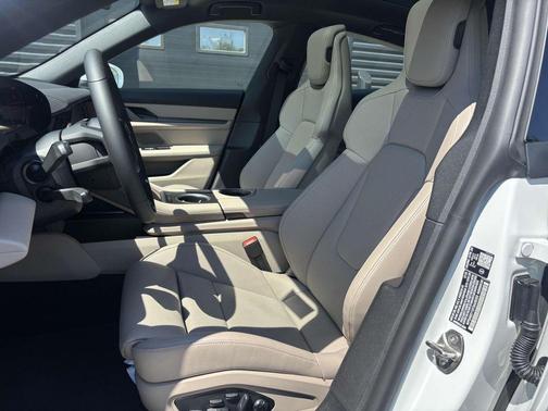 2026 Porsche Taycan 4S