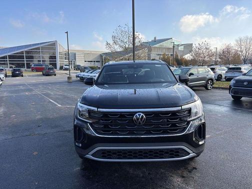 2026 Volkswagen Atlas Cross Sport 2.0T SEL