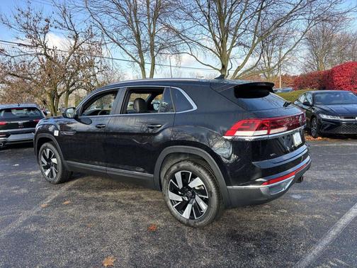 2026 Volkswagen Atlas Cross Sport 2.0T SEL