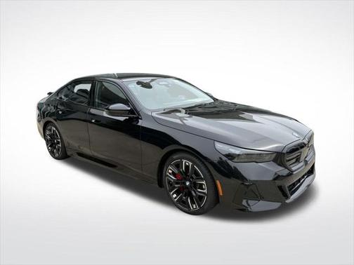 2025 BMW i5 M60
