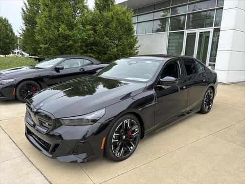2025 BMW i5 M60