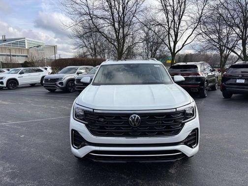 2026 Volkswagen Atlas 2.0T SEL Premium R-Line 4MOTION