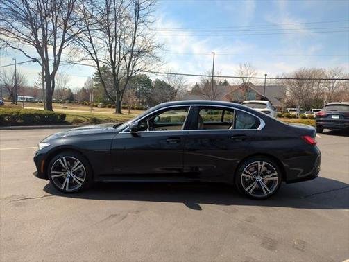 2024 BMW 330 i xDrive