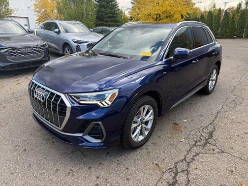2023 Audi Q3 45 S line Premium Plus
