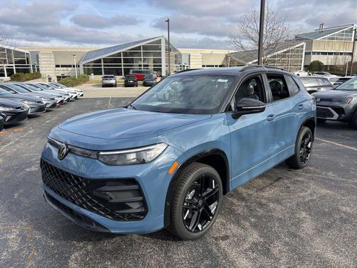 2026 Volkswagen Tiguan 2.0T SE R-Line Black 4MOTION